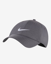 Cargar imagen en el visor de la galería, Nike Gorra Legacy 91 Cap Tech

